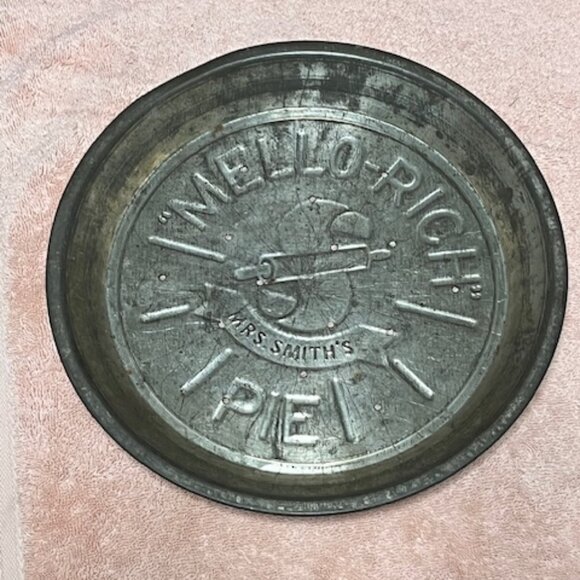 VTG Embossed Mrs Smith's Mello-Rich Pie Plate Pan Tin Rolling Pin 9.5" - Picture 1 of 9